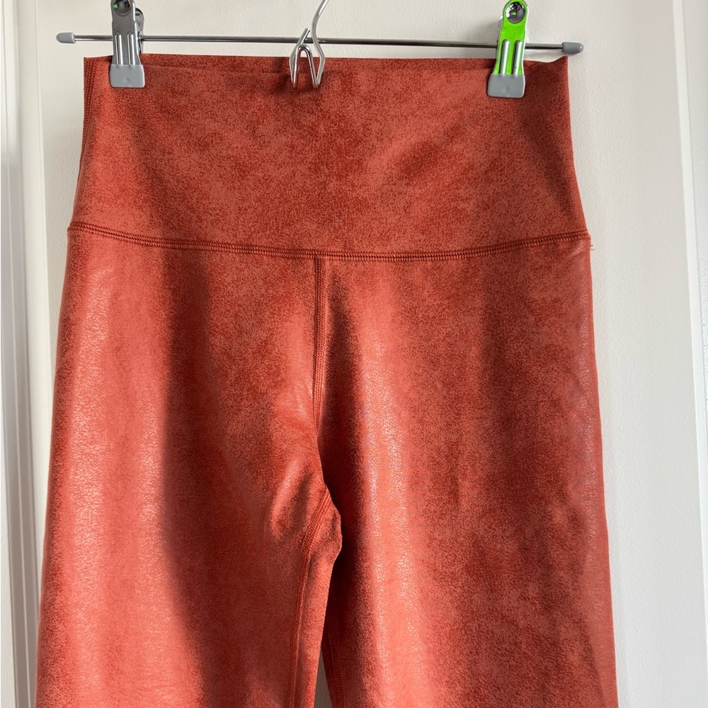 Offline by Aerie Orange Metallic Women’s Leggings Size Medium